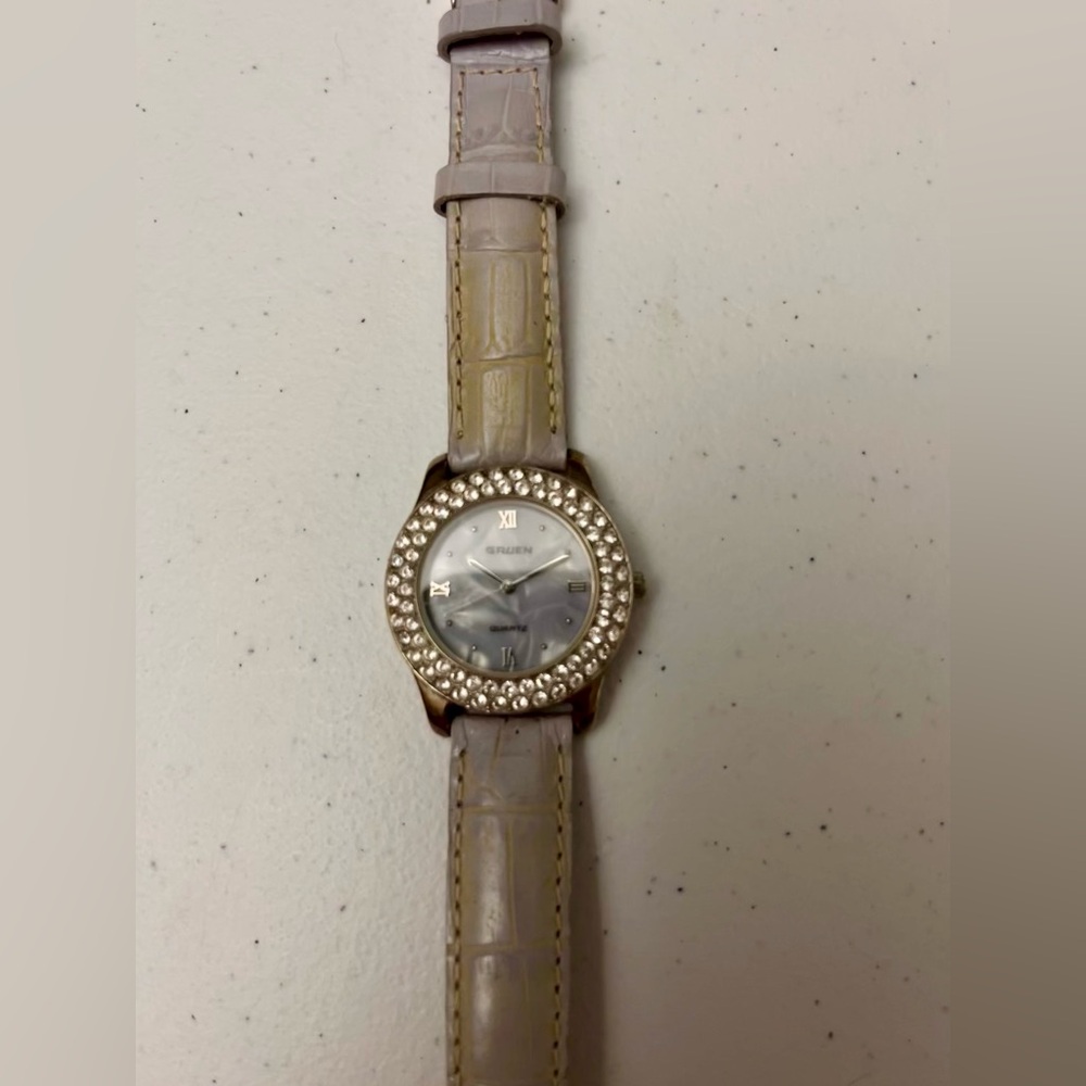 Vintage Gruen Gemmed Ladies Analog Watch